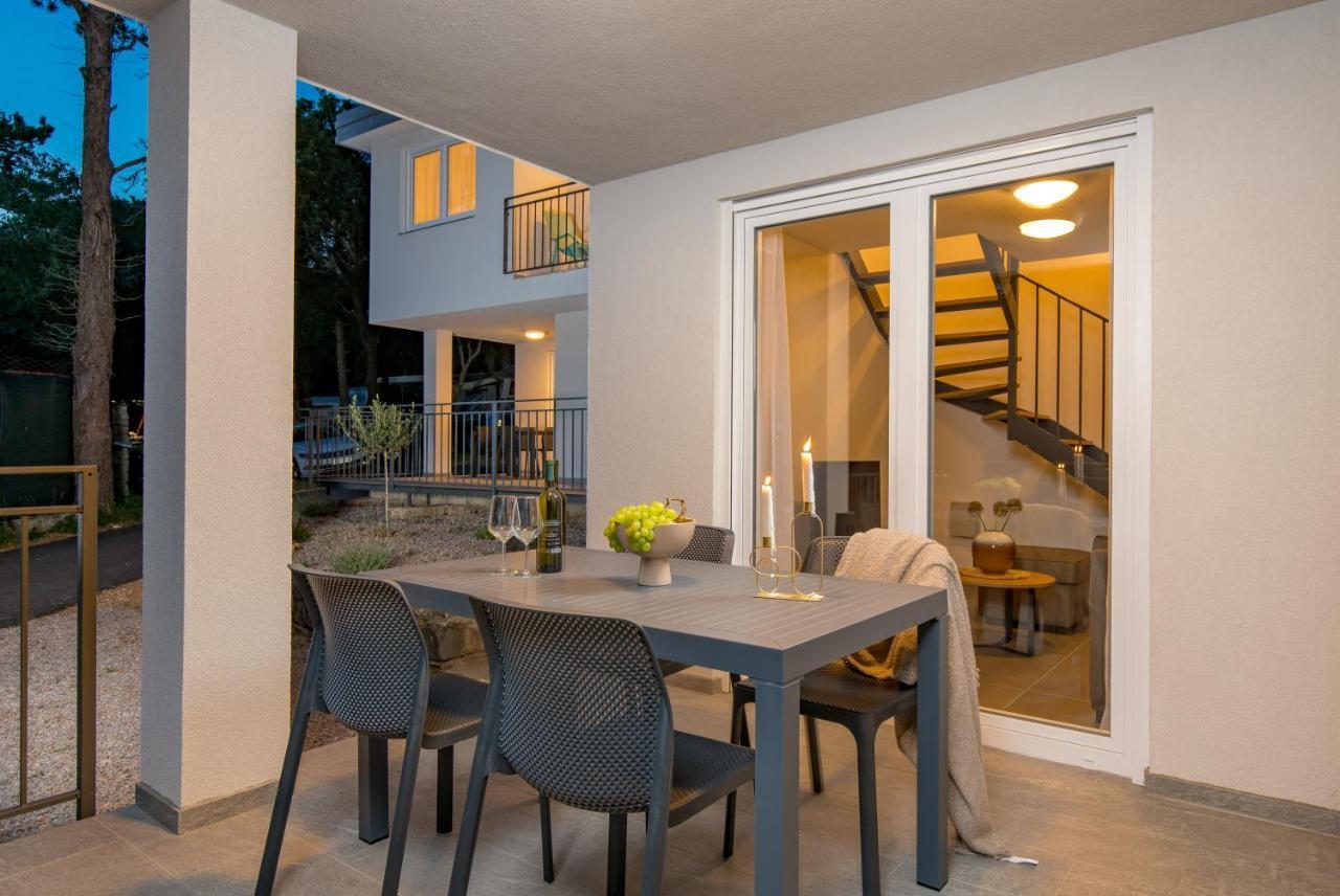 Holiday Homes Ostro Kraljevica Exterior foto